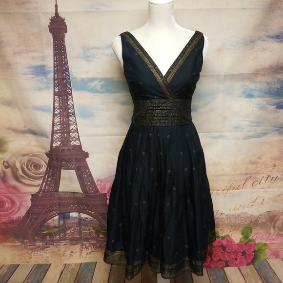 Isaac Mizrahi Dresses & Skirts - Isaac Mizrahi sleeveless dress